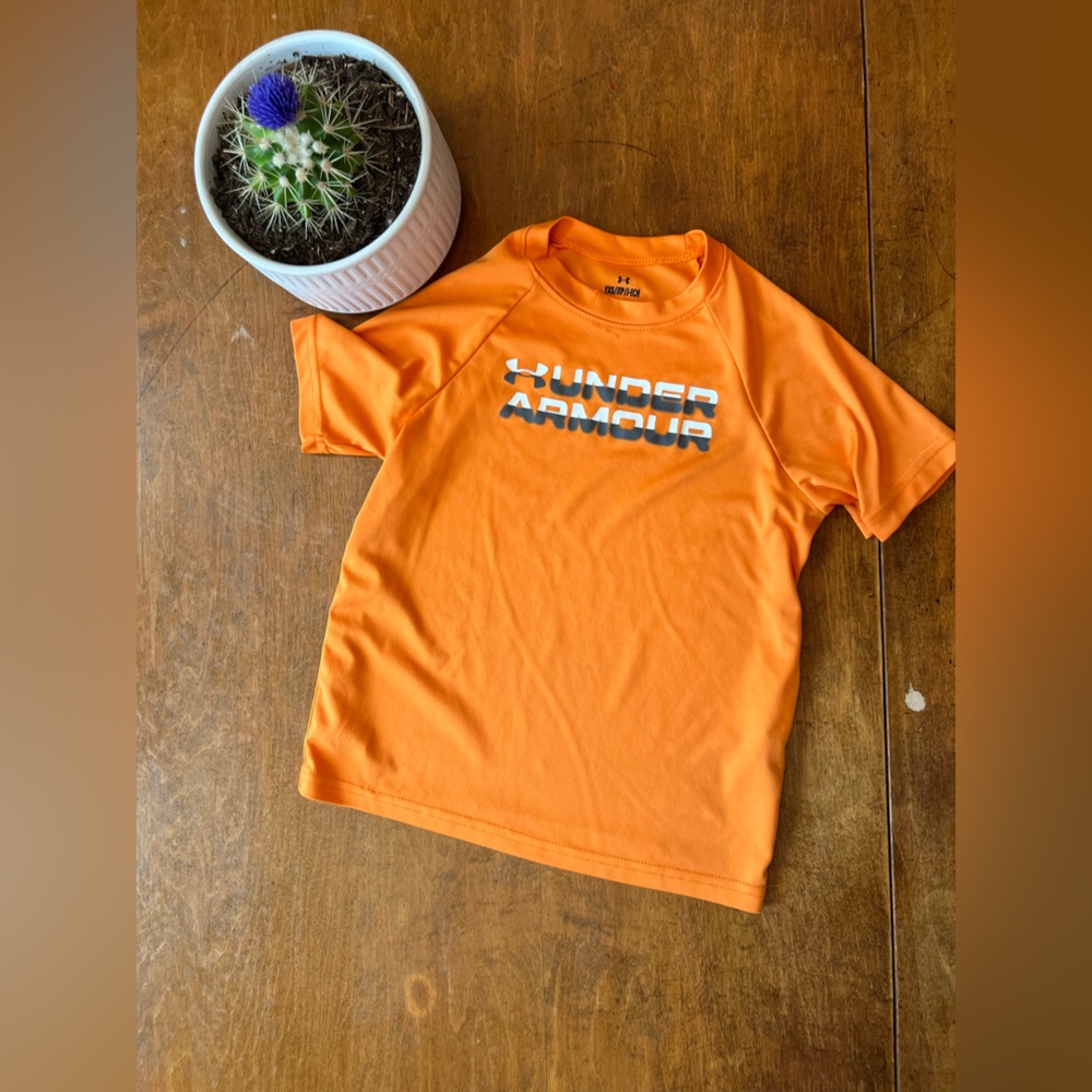 Under Armour Boys Orange HeatGear Performance Tee Youth XS